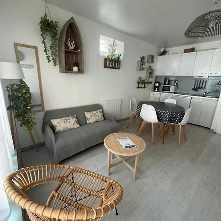 Houlgate Souplex 50M Plage Et Commerces Екстериор снимка